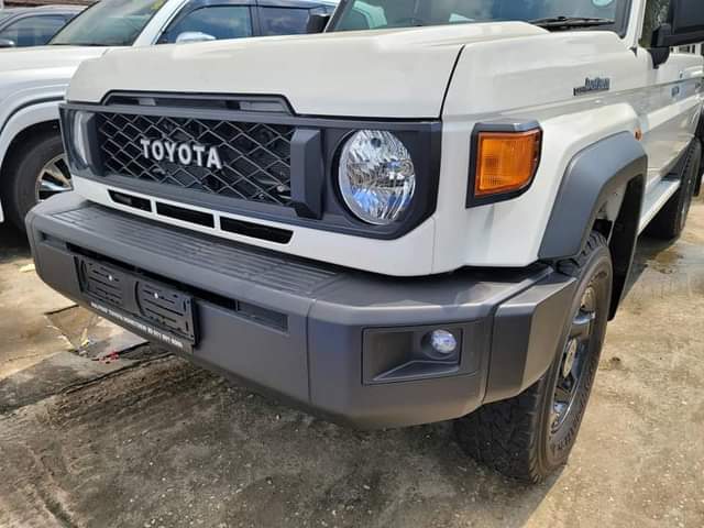 A picture of LANDCRUISER PICKUP ON SALE 0676757924