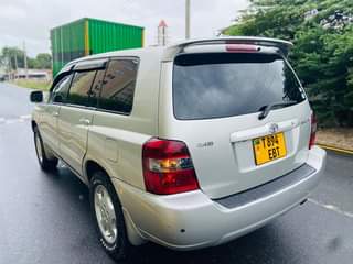 A picture of KLUGER GARI NZURI SANA BEI MILON 30 CALL 0715046617