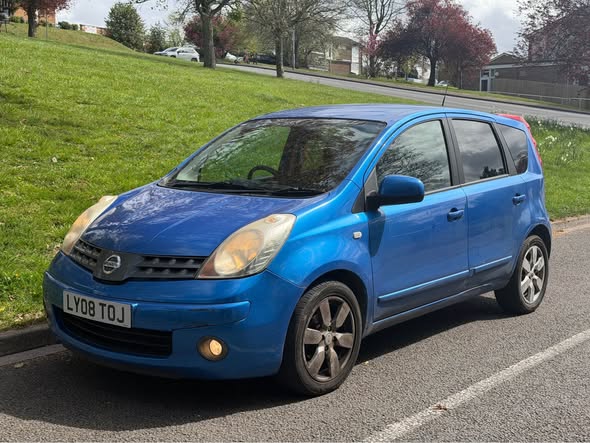 nissan note