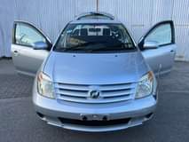 A picture of Toyota ist Year 2006 Engine 2nz Cc1290 Price Tshs 17