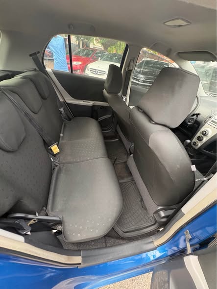 A picture of TOYOTA YARIS Foreign used 2007 Hatchback Original duty 7 5M