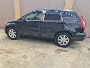 A picture of 2008 model Honda CR V Registered But barely used Leather
