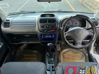 A picture of  Suzuki swift Year 2004 5 Cc 1290 Full documen