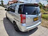 A picture of Toyota raum