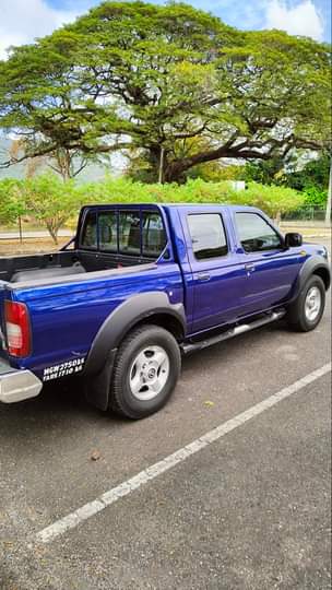 nissan frontier