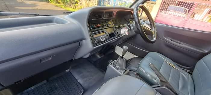 used toyota hiace