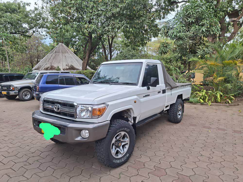 A picture of TOYOTA LANDCRUISER PICK UP