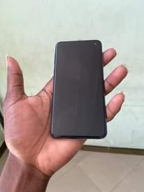 A picture of Mzungu wa roho maphone