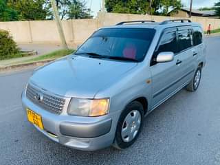 A picture of TOYOT PROBOX INAUZWA 0688 648 633