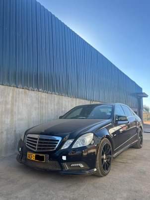 classifieds/cars mercedes