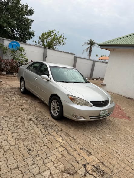 A picture of Toyota Camry complete first body pan Toks standard just a