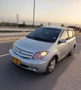A picture of TOYOTA IST