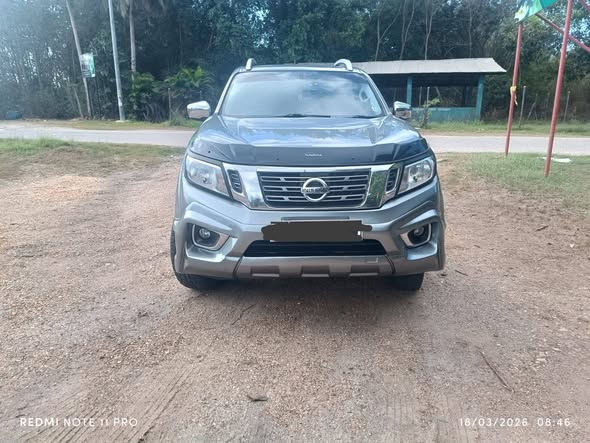 nissan np300