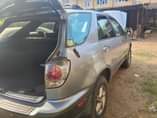 A picture of Lexus Rx 300 pure first body Ac chilling