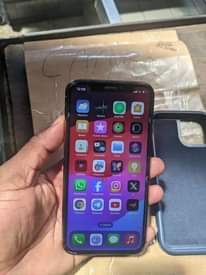 A picture of Iphon 11 pro cm kinanda