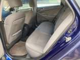 A picture of Hyundai Sonata 2012 Toks Standard first body 