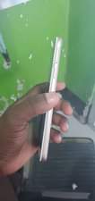 A picture of Oppo F1s Ram4 Gb 64