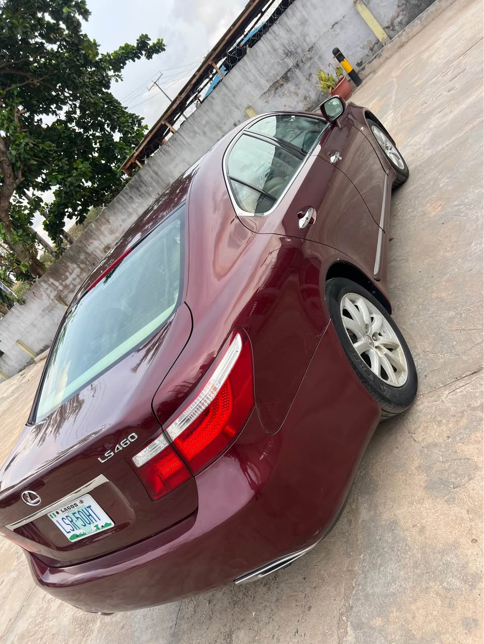 A picture of Lexus LS 460 First body pan Just like Tokunbo