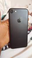 A picture of Iphone 7Plain Gb 128 Piga 0713909820