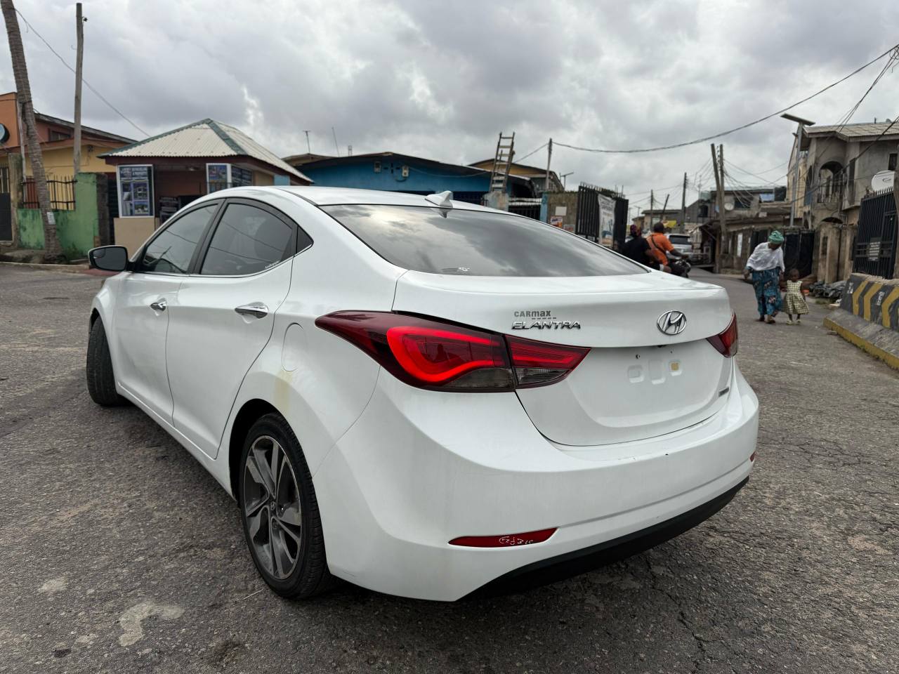 A picture of Distress Toks Sept 2024 Entry 2016 Hyudai Elantra Limited Accident
