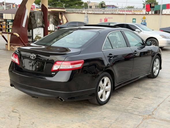 A picture of FOREIGN USED 2011 TOYOTA CAMRY SE V4 ENGINE April 2026