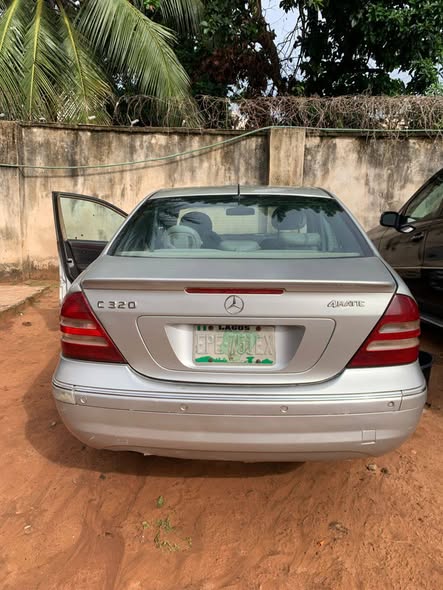 A picture of Mercedes Benz c320