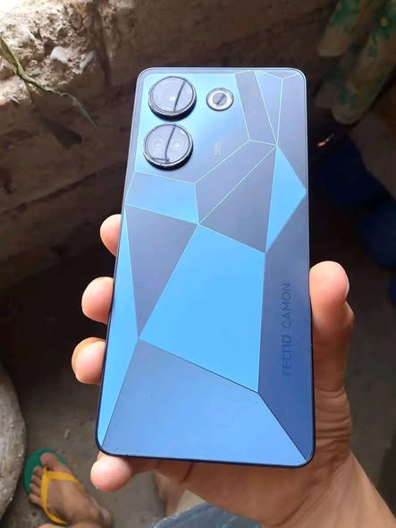 A picture of TECNO CAMON 20