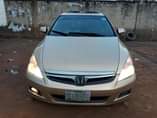 A picture of Honda Accord first body buy and drive engine and gear