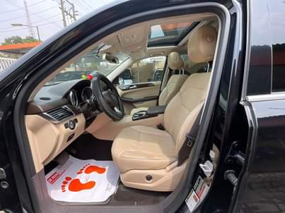 A picture of Sharp and clean registered Mercedes Benz GLE350 2016