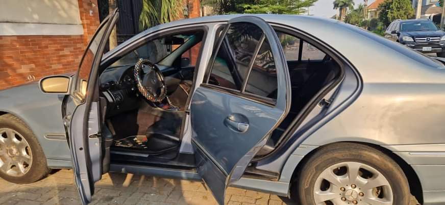 A picture of Mercedes Benz C350 Tokunbo
