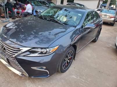 A picture of Used 2012 Es350 upgraded to 2016 7 8m