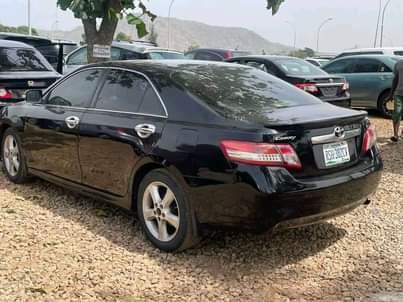 A picture of 2010 Toyota Camry 0