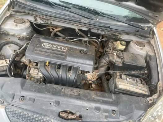 A picture of Toyota Corolla Obama 06 manual drive pure first body untouched