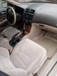 A picture of Honda accord v4 engine for sale engine gear ac are