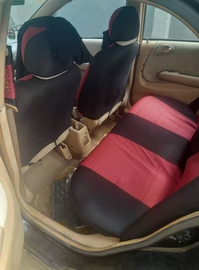 A picture of 2008 honda city engine and gear ok ac working body