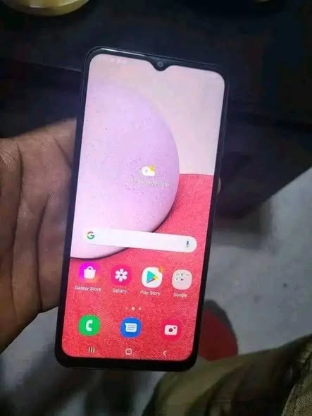 A picture of Samsung Galaxy a13 gb 128
