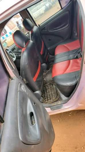 A picture of Quick sell vitz 7.5m negotiable location gayaza
