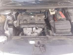 A picture of Distress 307 Normal hand manual transmission drive Price slashed to