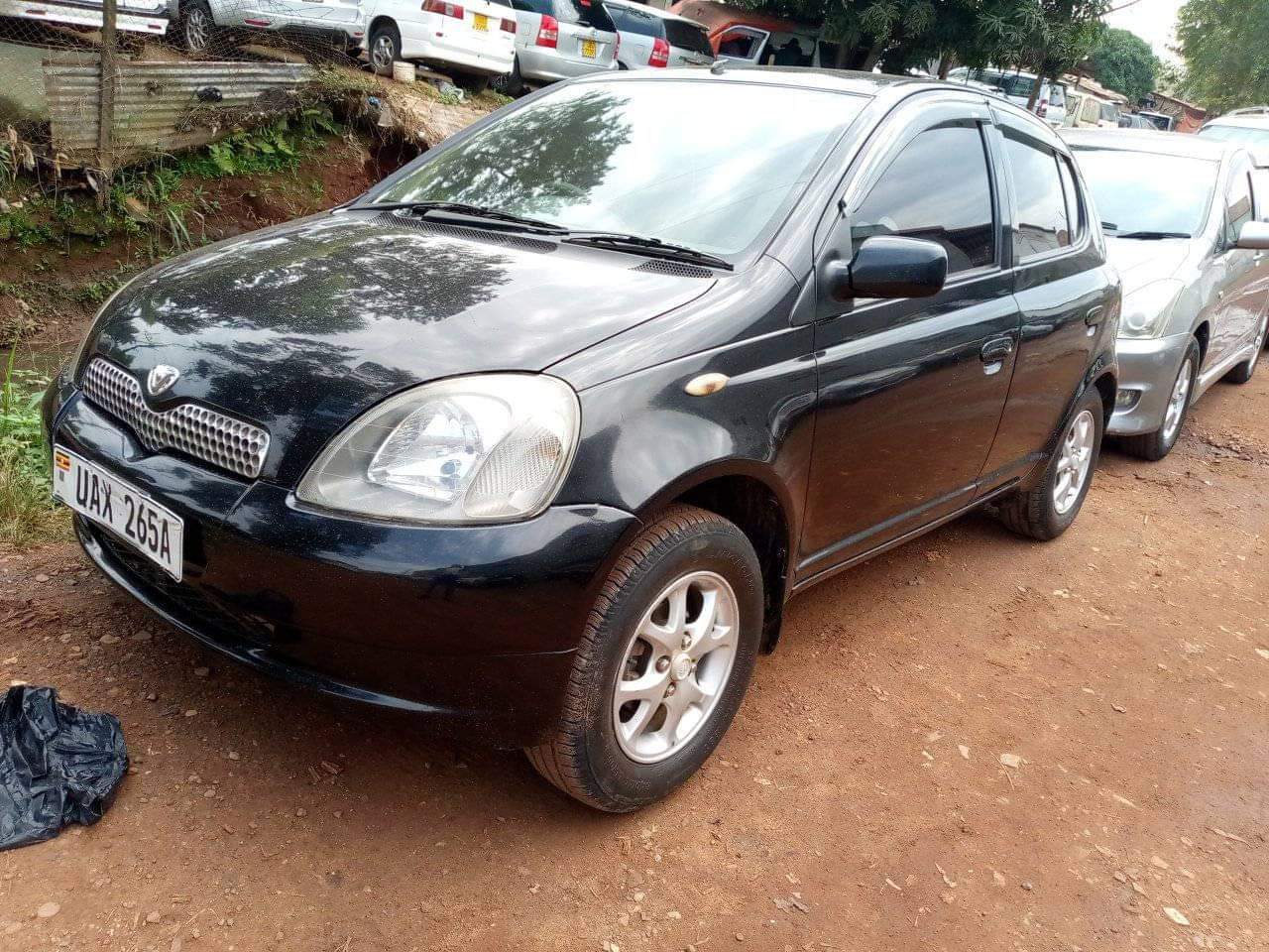 A picture of Toyota vitiz