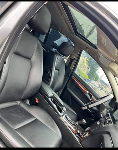 A picture of Brand Mercedes Benz Model C300 4matic Year 2008 Price 8