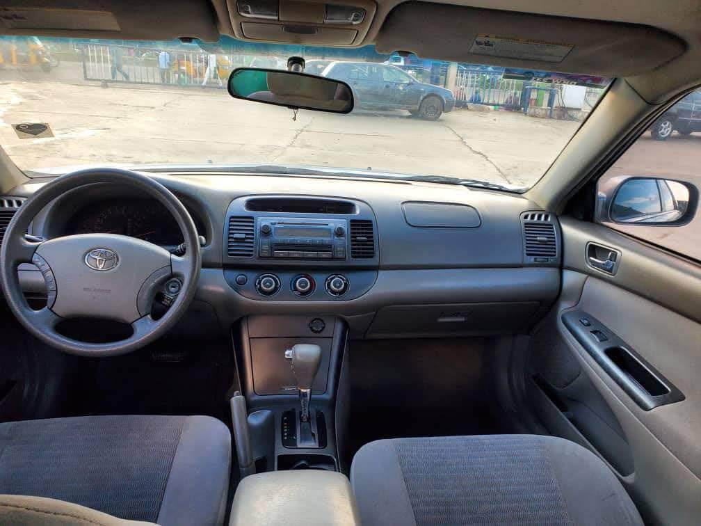 A picture of Toyota Camry 2006