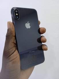 A picture of GREAT DEAL APPLE IPHONE X 64GB 100 BATTERY LIFE 550K
