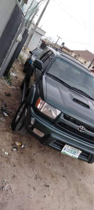 A picture of First body Toyota 4runner available with sound engine n gear