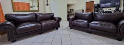 classifieds/furniture sofas