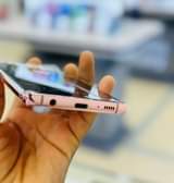 A picture of Samsung S10 AT