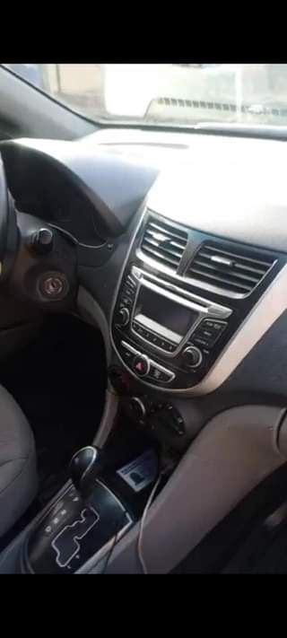 A picture of Hyundai Elantra 2014