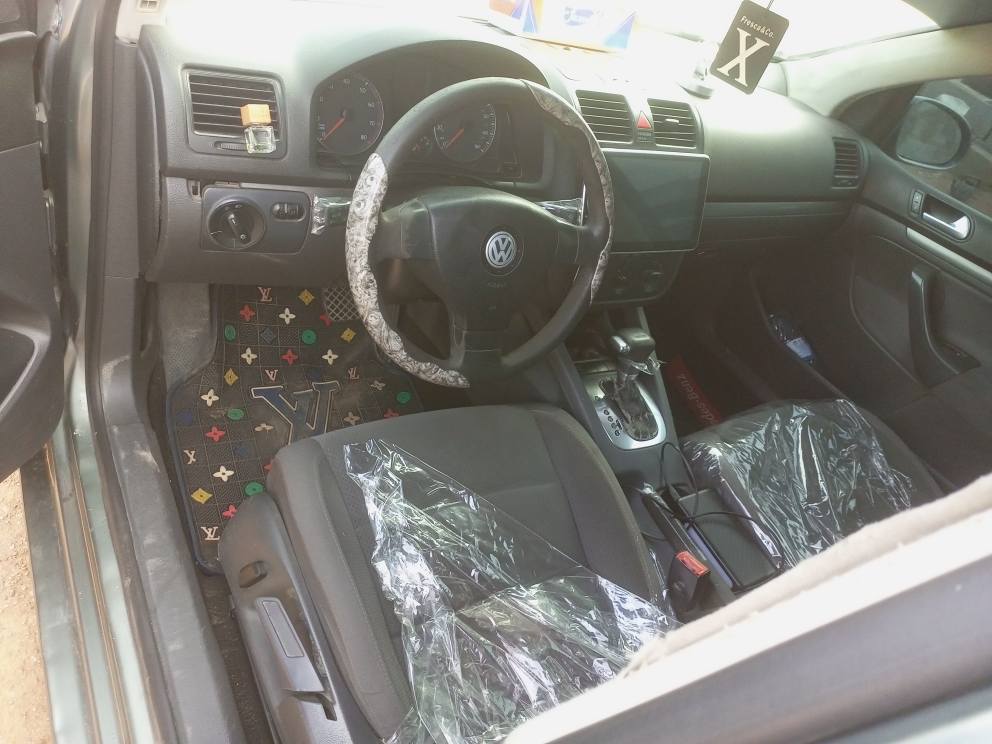 A picture of Golf 5