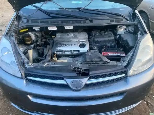 A picture of Toyota Big Sienna