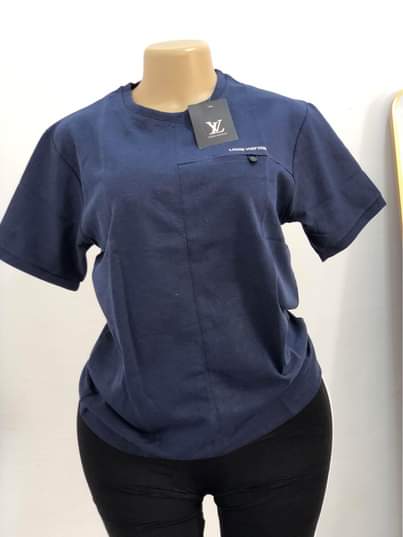 A picture of Tshirtz