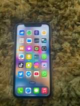 A picture of IPHONE 11 DOUBLE LINE